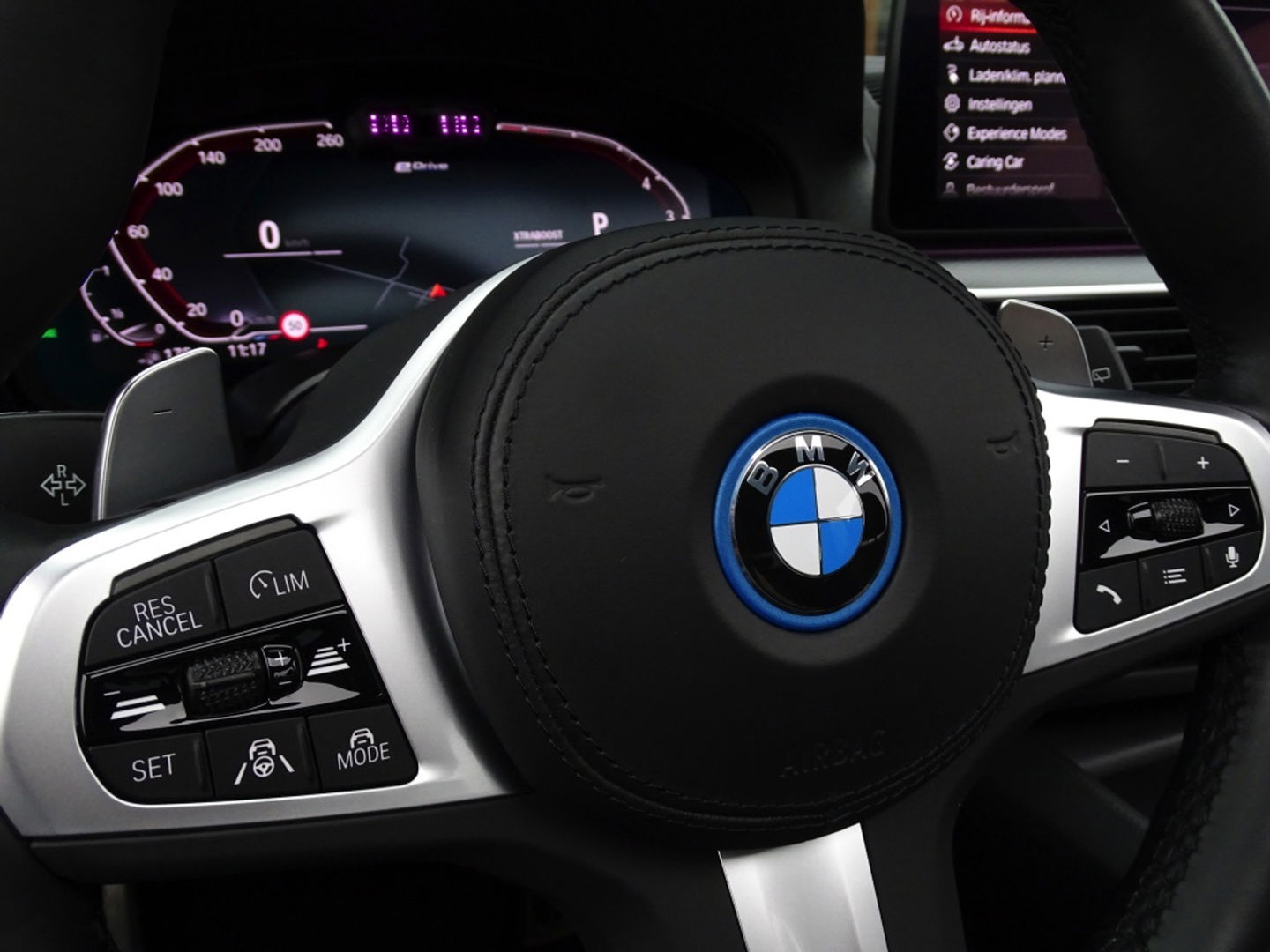 BMW 5 Serie Touring 530e 292PK M-Sport Individual / laser *NAP*