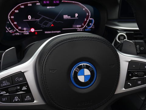 BMW 5 Serie Touring 530e 292PK M-Sport Individual / laser *NAP*