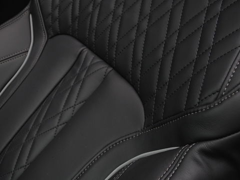 BMW 5 Serie Touring 530e 292PK M-Sport Individual / laser *NAP*