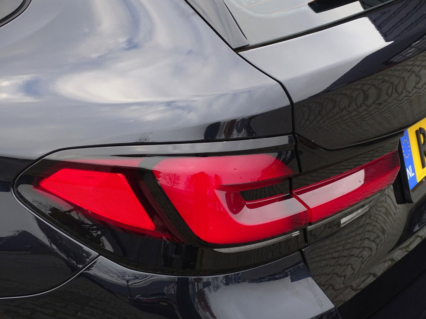 BMW 5 Serie Touring 530e 292PK M-Sport Individual / laser *NAP*