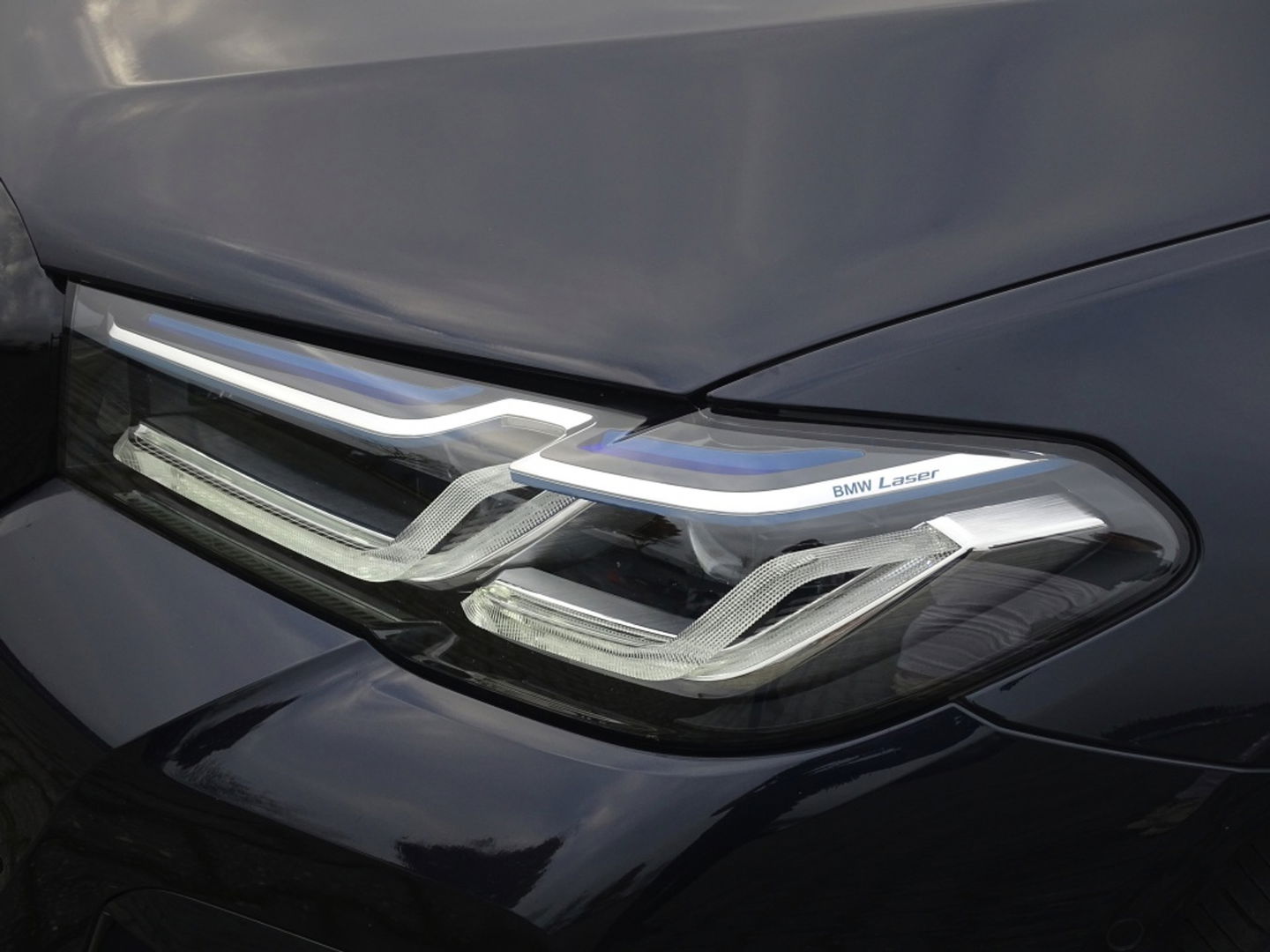 BMW 5 Serie Touring 530e 292PK M-Sport Individual / laser *NAP*