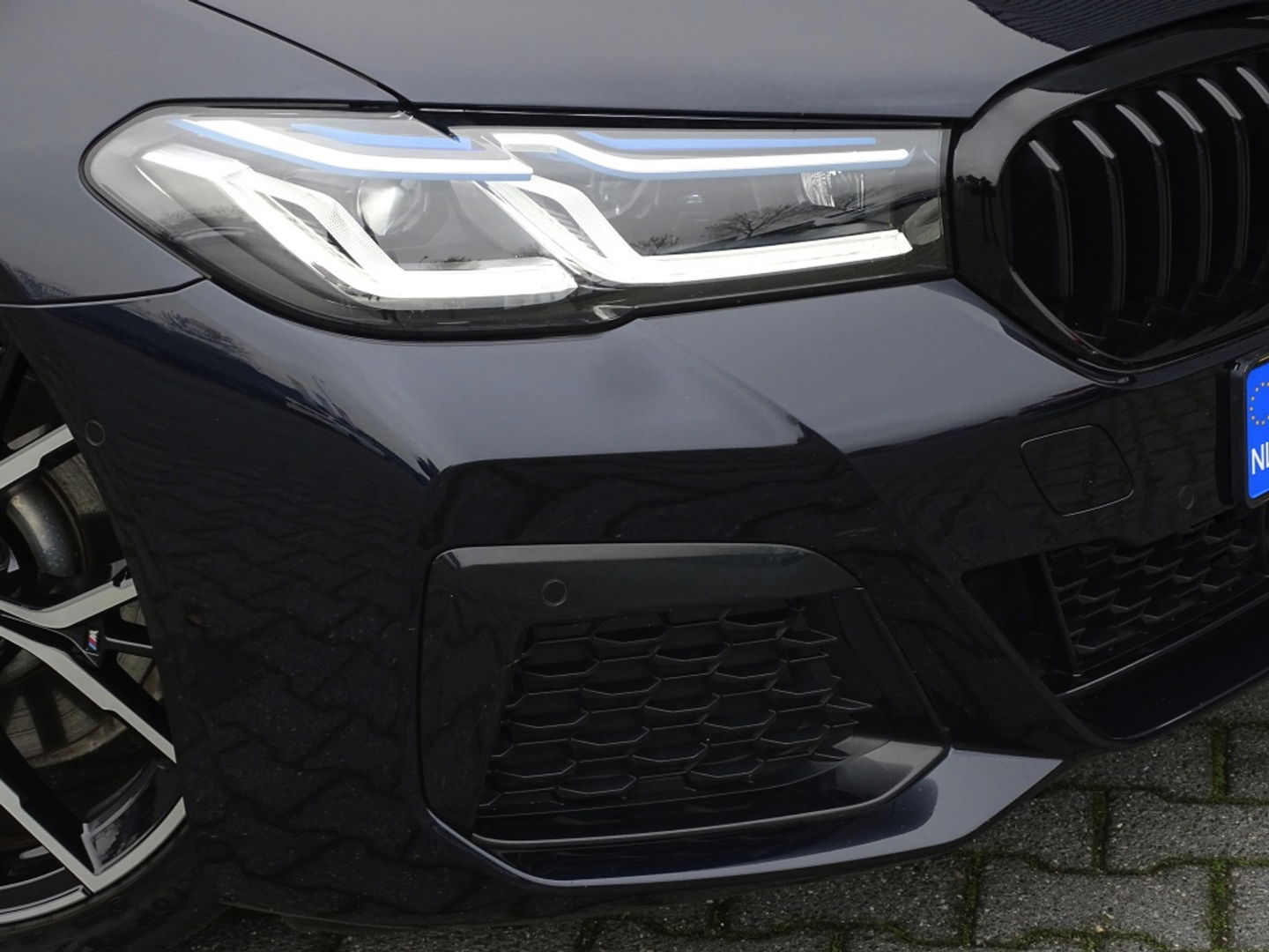 BMW 5 Serie Touring 530e 292PK M-Sport Individual / laser *NAP*