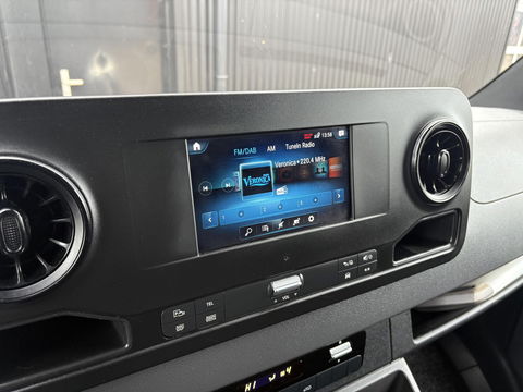 Mercedes-Benz Sprinter 317 L2H2 RWD | LED | Stoel gasgeveerd | 3.5 Ton |