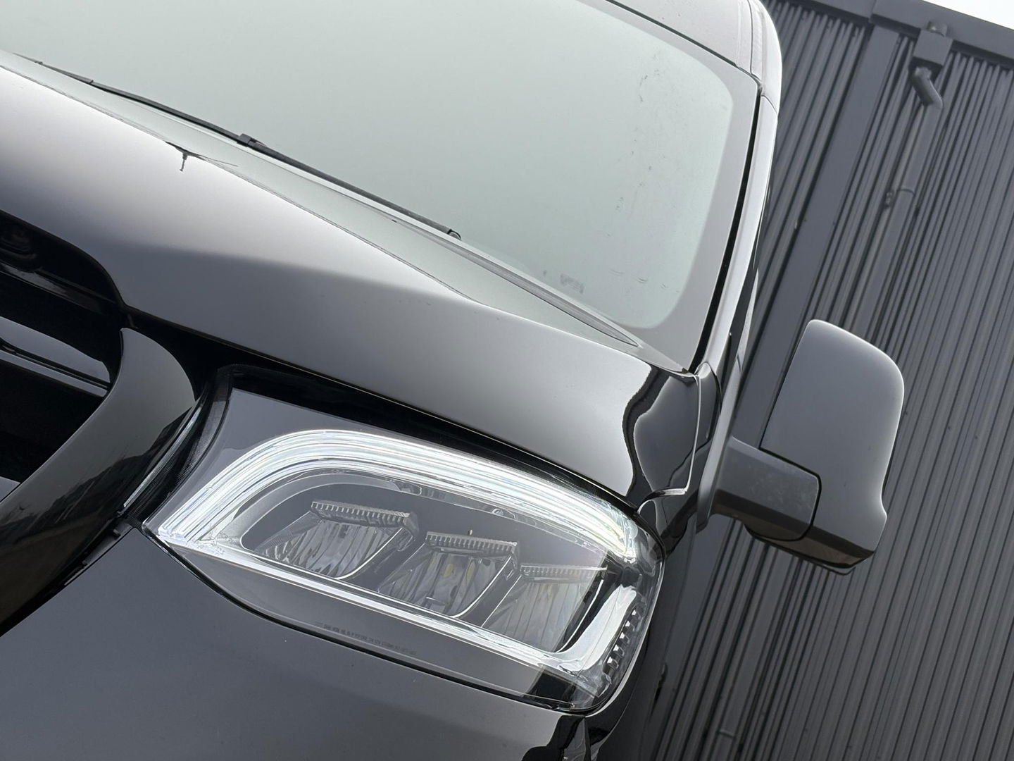 Mercedes-Benz Sprinter 317 L2H2 RWD | LED | Stoel gasgeveerd | 3.5 Ton |