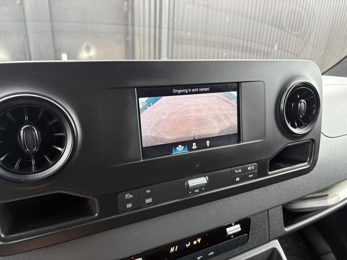 Mercedes-Benz Sprinter 317 L2H2 RWD | LED | Stoel gasgeveerd | 3.5 Ton |