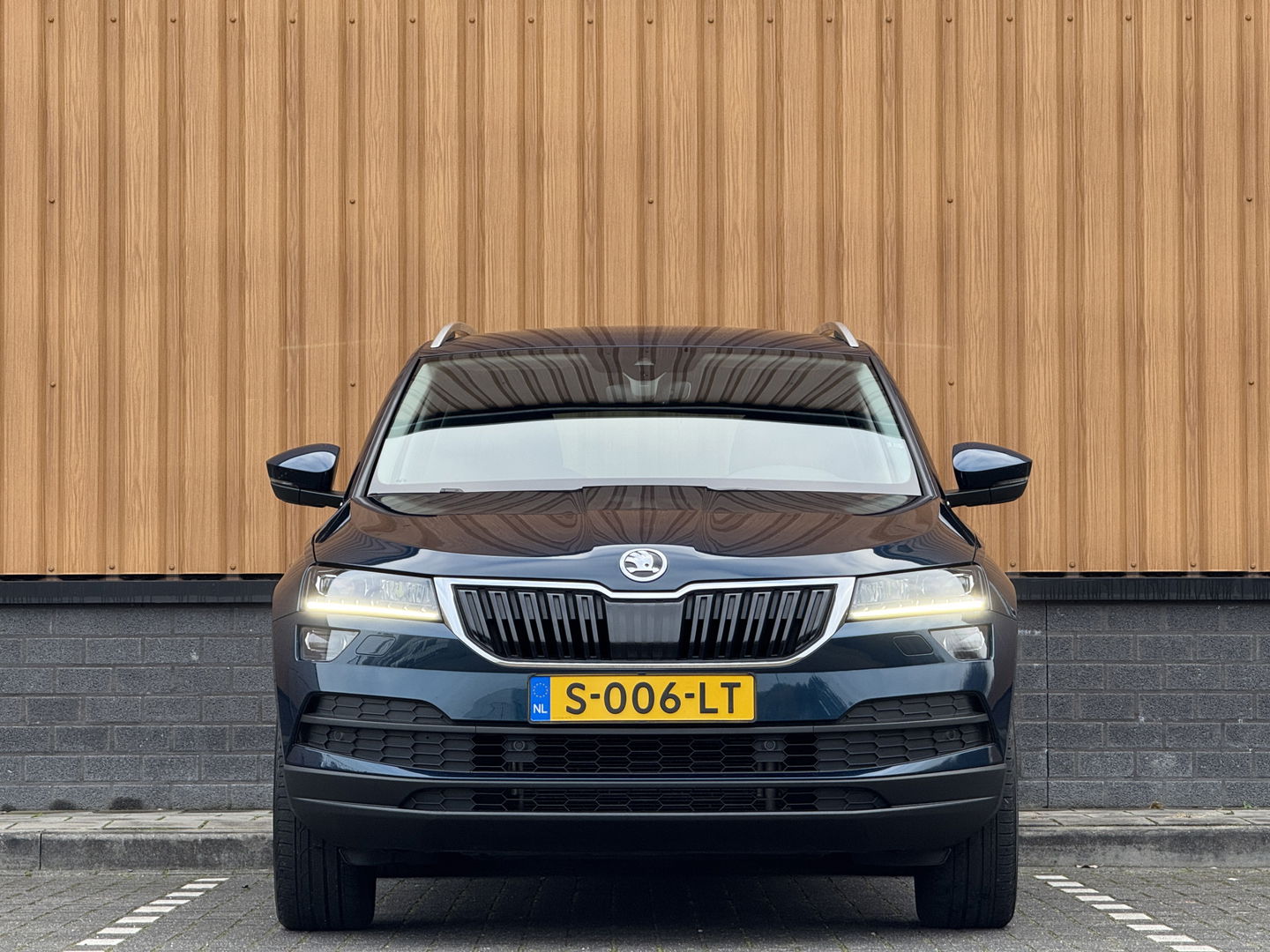 Škoda Karoq 1.5 TSI ACT Style | Automaat! | Apple Carplay | Android Auto | Camera | Navigatie | Stoelverwarming | Elektrische Achterklep | DAB | Adaptieve Cruise Control | Sfeerverlichting |