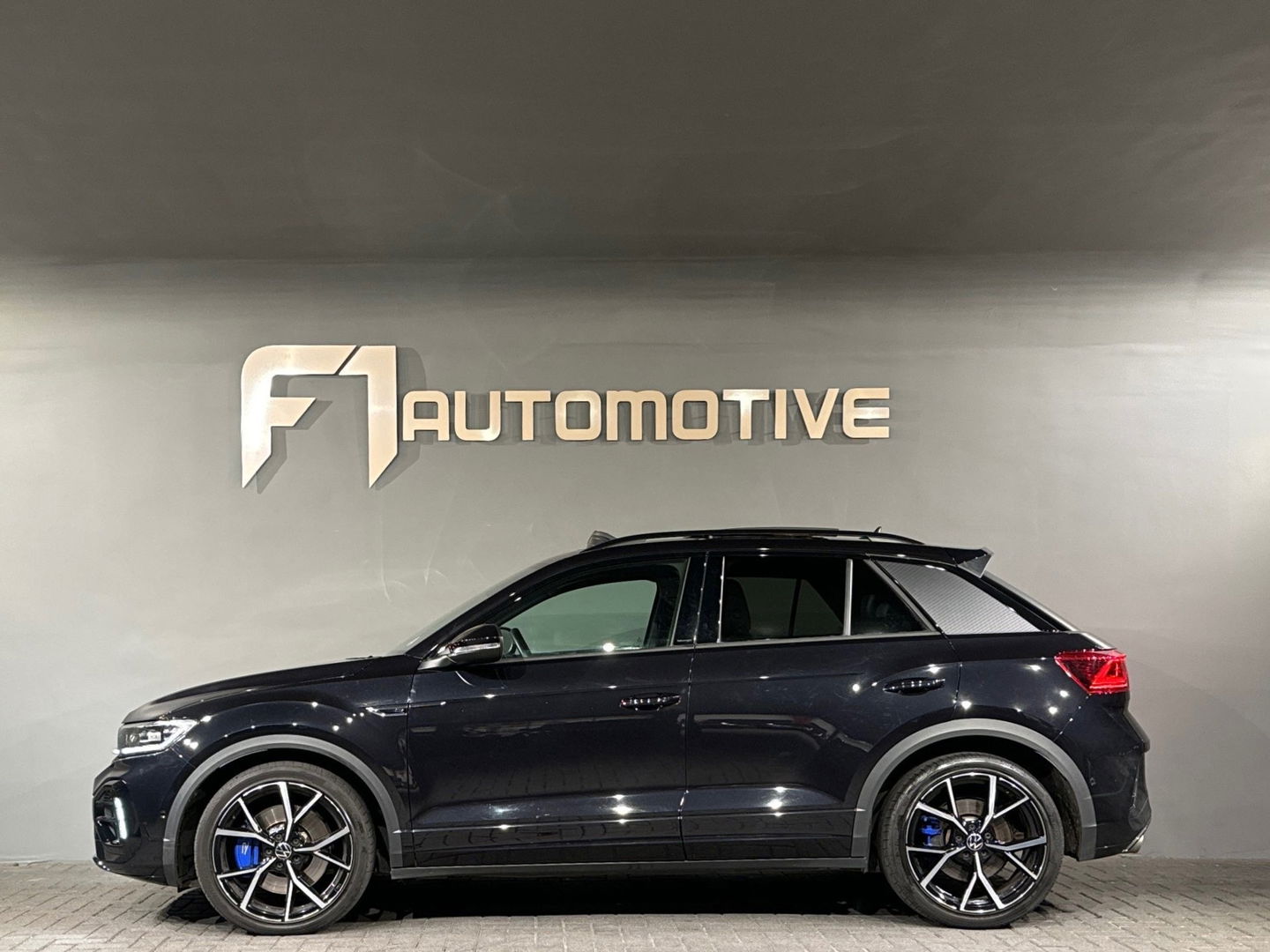 Volkswagen T-Roc 2.0 TSI 4Motion R Pano|Akra|IQ|Keyless|ACC