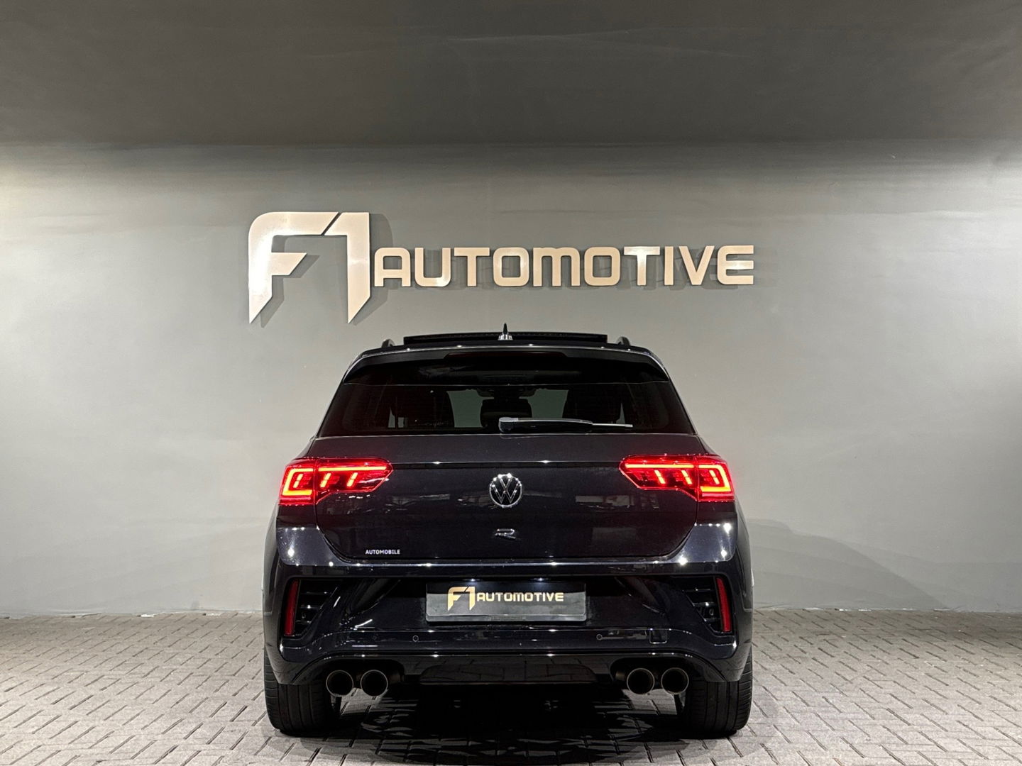 Volkswagen T-Roc 2.0 TSI 4Motion R Pano|Akra|IQ|Keyless|ACC