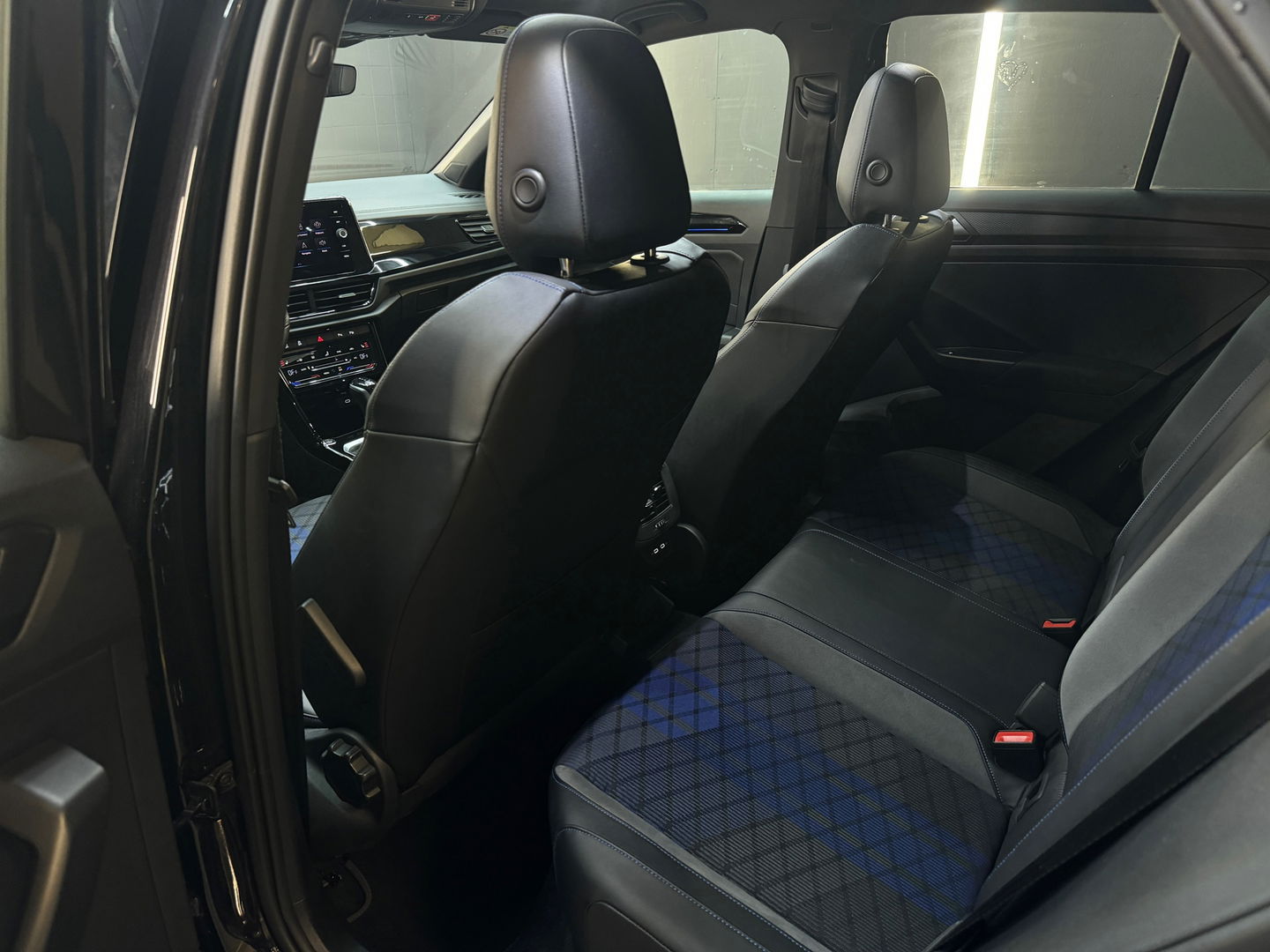 Volkswagen T-Roc 2.0 TSI 4Motion R Pano|Akra|IQ|Keyless|ACC