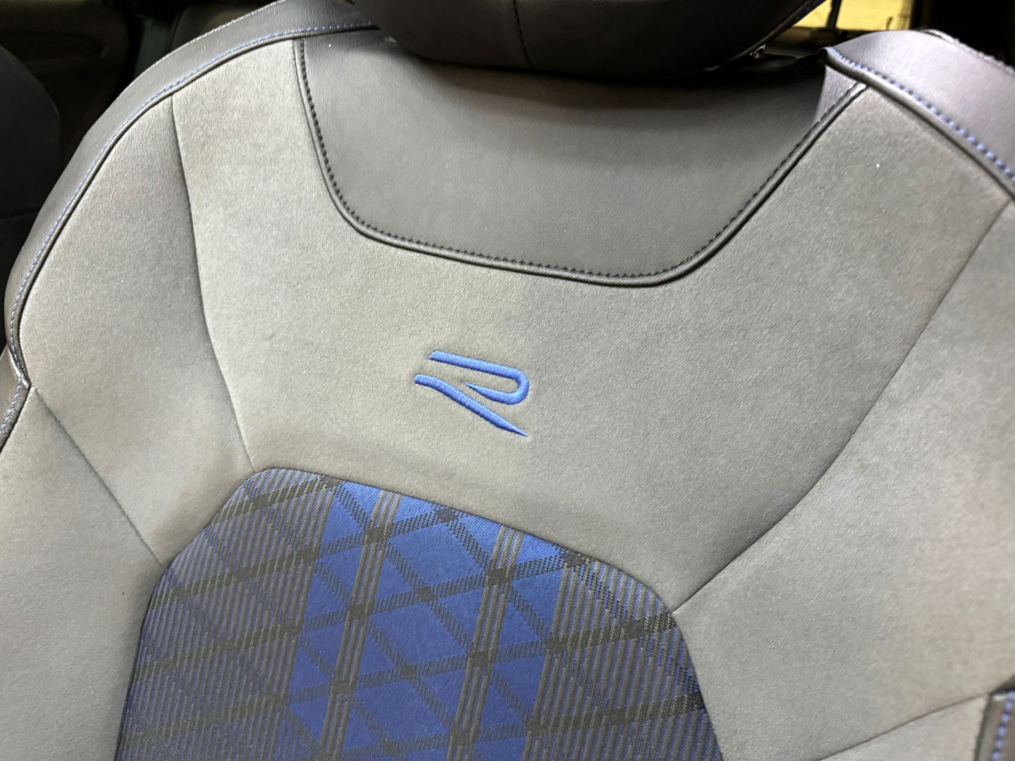 Volkswagen T-Roc 2.0 TSI 4Motion R Pano|Akra|IQ|Keyless|ACC