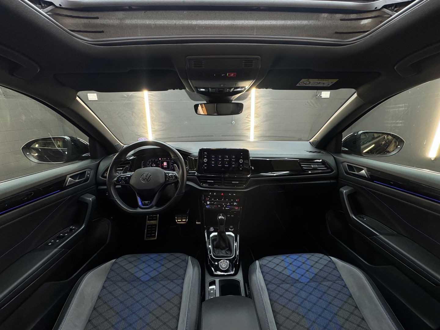 Volkswagen T-Roc 2.0 TSI 4Motion R Pano|Akra|IQ|Keyless|ACC