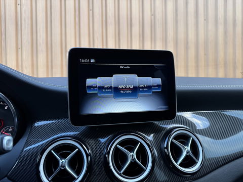 Mercedes-Benz GLA 220 4Matic Premium | Achteruitrijcamera | Parkeersensoren | Cruise Control | Stoelverwarming | Apple Carplay | Android Auto | Dynamic Select | LED | Elektrische Achterklep