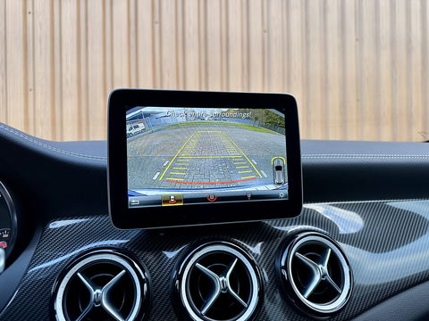 Mercedes-Benz GLA 220 4Matic Premium | Achteruitrijcamera | Parkeersensoren | Cruise Control | Stoelverwarming | Apple Carplay | Android Auto | Dynamic Select | LED | Elektrische Achterklep