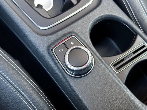 Mercedes-Benz GLA 220 4Matic Premium | Achteruitrijcamera | Parkeersensoren | Cruise Control | Stoelverwarming | Apple Carplay | Android Auto | Dynamic Select | LED | Elektrische Achterklep