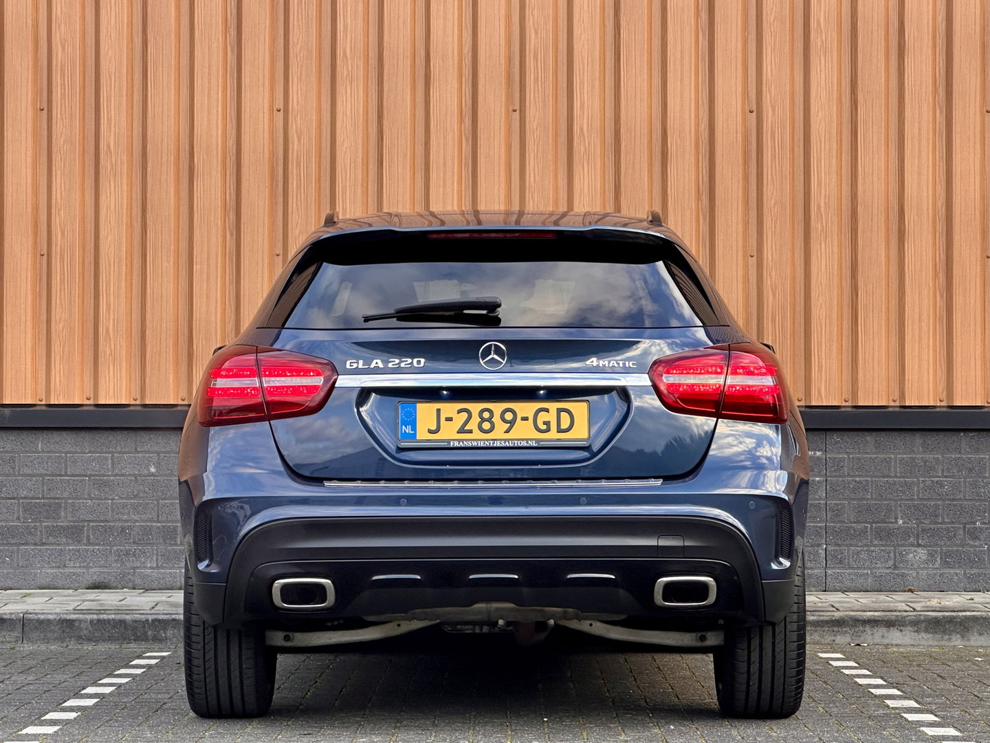 Mercedes-Benz GLA 220 4Matic Premium | Achteruitrijcamera | Parkeersensoren | Cruise Control | Stoelverwarming | Apple Carplay | Android Auto | Dynamic Select | LED | Elektrische Achterklep