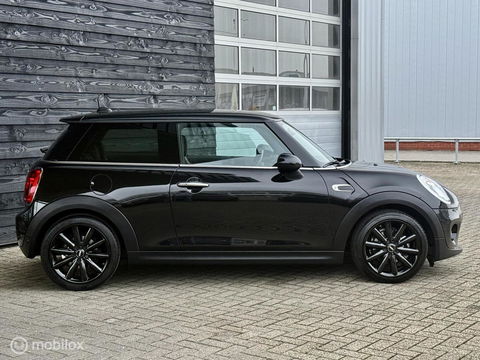 MINI Cooper Mini 1.5 Chili | LED | Full Navi | Klima | JCW
