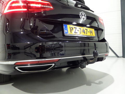 Volkswagen Passat Variant 1.4 TSI ACT Highline Business R-Line "Origineel NL!" Automaat! Pano Trekhaak Virtual Camera Stoelverwarm