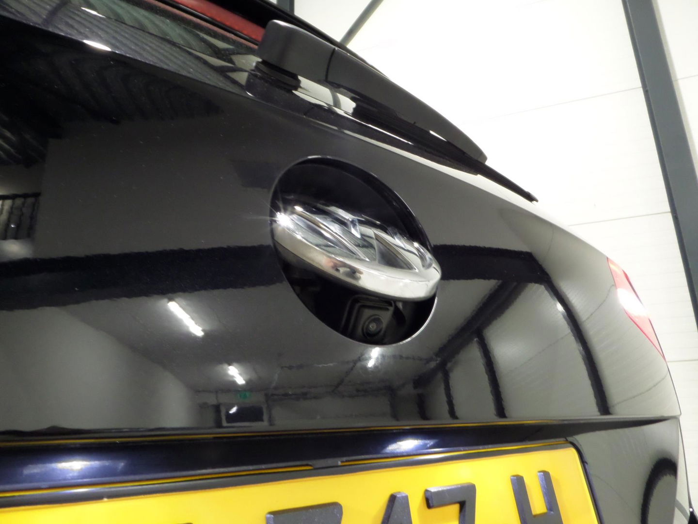 Volkswagen Passat Variant 1.4 TSI ACT Highline Business R-Line "Origineel NL!" Automaat! Pano Trekhaak Virtual Camera Stoelverwarm