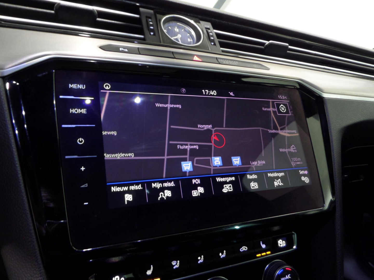 Volkswagen Passat Variant 1.4 TSI ACT Highline Business R-Line "Origineel NL!" Automaat! Pano Trekhaak Virtual Camera Stoelverwarm