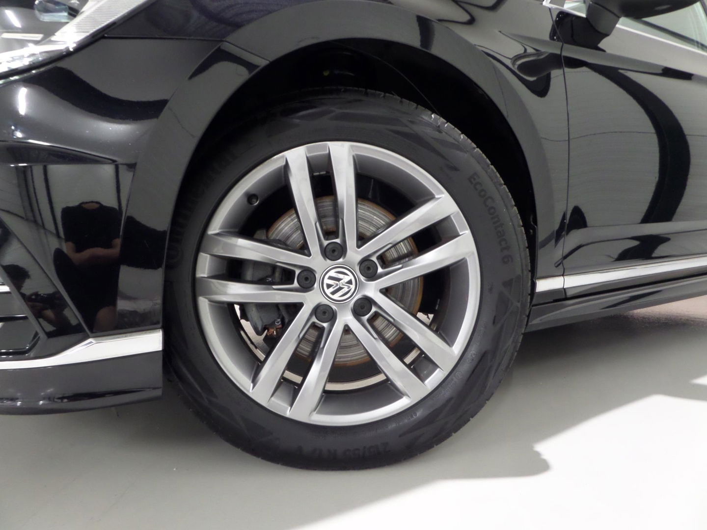 Volkswagen Passat Variant 1.4 TSI ACT Highline Business R-Line "Origineel NL!" Automaat! Pano Trekhaak Virtual Camera Stoelverwarm