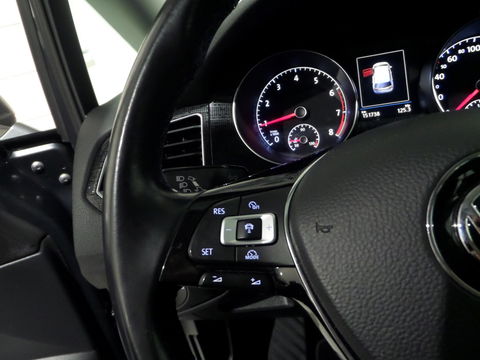 Volkswagen Golf Sportsvan 1.0 TSI DSG Highline "Origineel NL!" 1e eigenaar! Automaat! Apple-Carplay Camera Stoelverwarming Parkeer