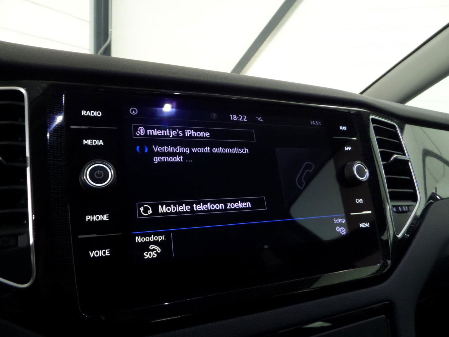 Volkswagen Golf Sportsvan 1.0 TSI DSG Highline "Origineel NL!" 1e eigenaar! Automaat! Apple-Carplay Camera Stoelverwarming Parkeer