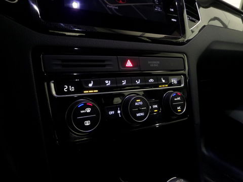 Volkswagen Golf Sportsvan 1.0 TSI DSG Highline "Origineel NL!" 1e eigenaar! Automaat! Apple-Carplay Camera Stoelverwarming Parkeer