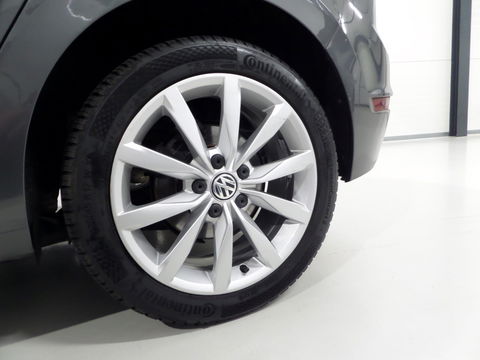 Volkswagen Golf Sportsvan 1.0 TSI DSG Highline "Origineel NL!" 1e eigenaar! Automaat! Apple-Carplay Camera Stoelverwarming Parkeer