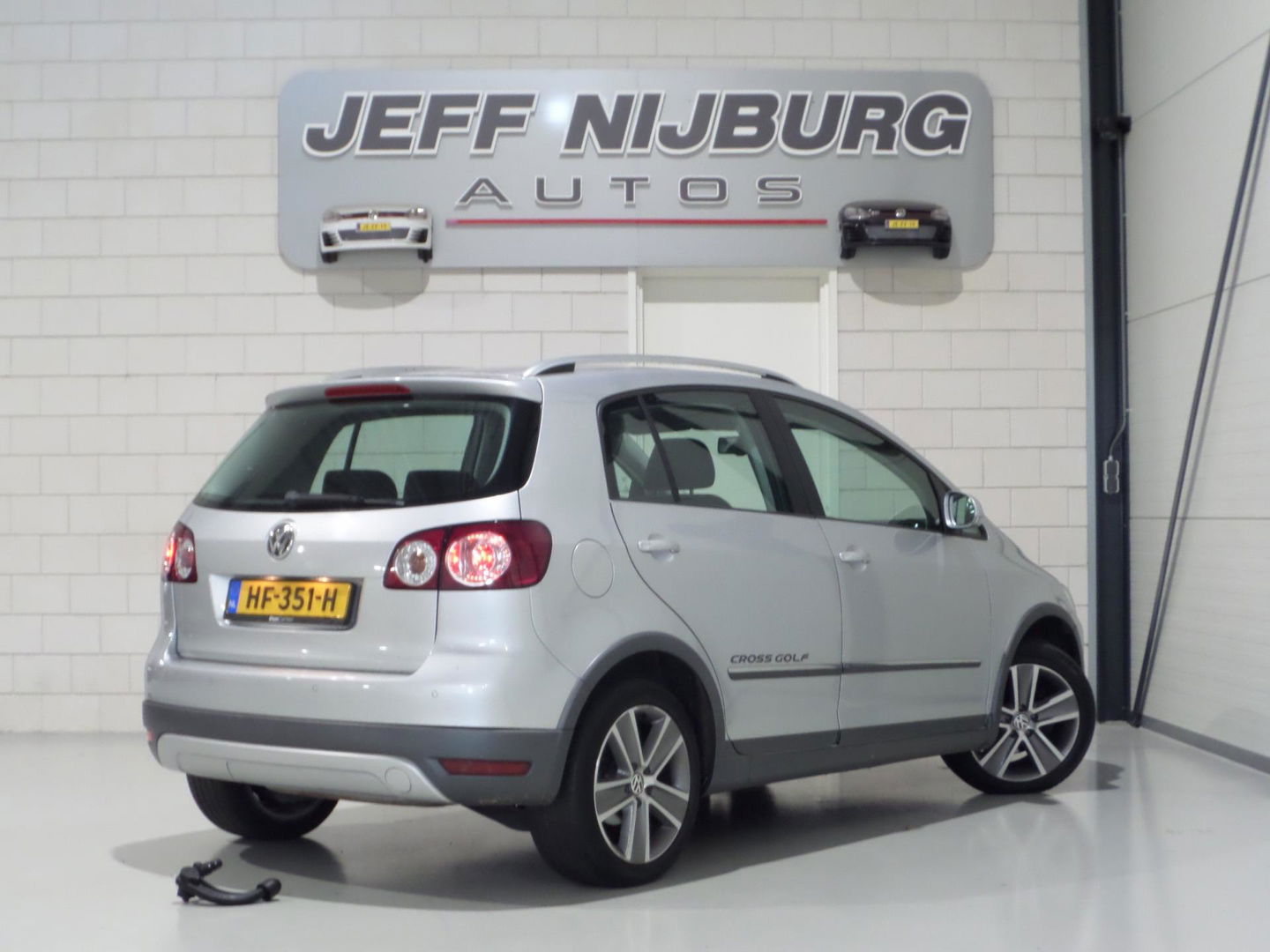 Volkswagen Golf Plus Cross 1.4 TSI 122PK Highline Apple-Carplay Stoelverwarming Trekhaak Navigatie Bluetooth Parkeersensoren