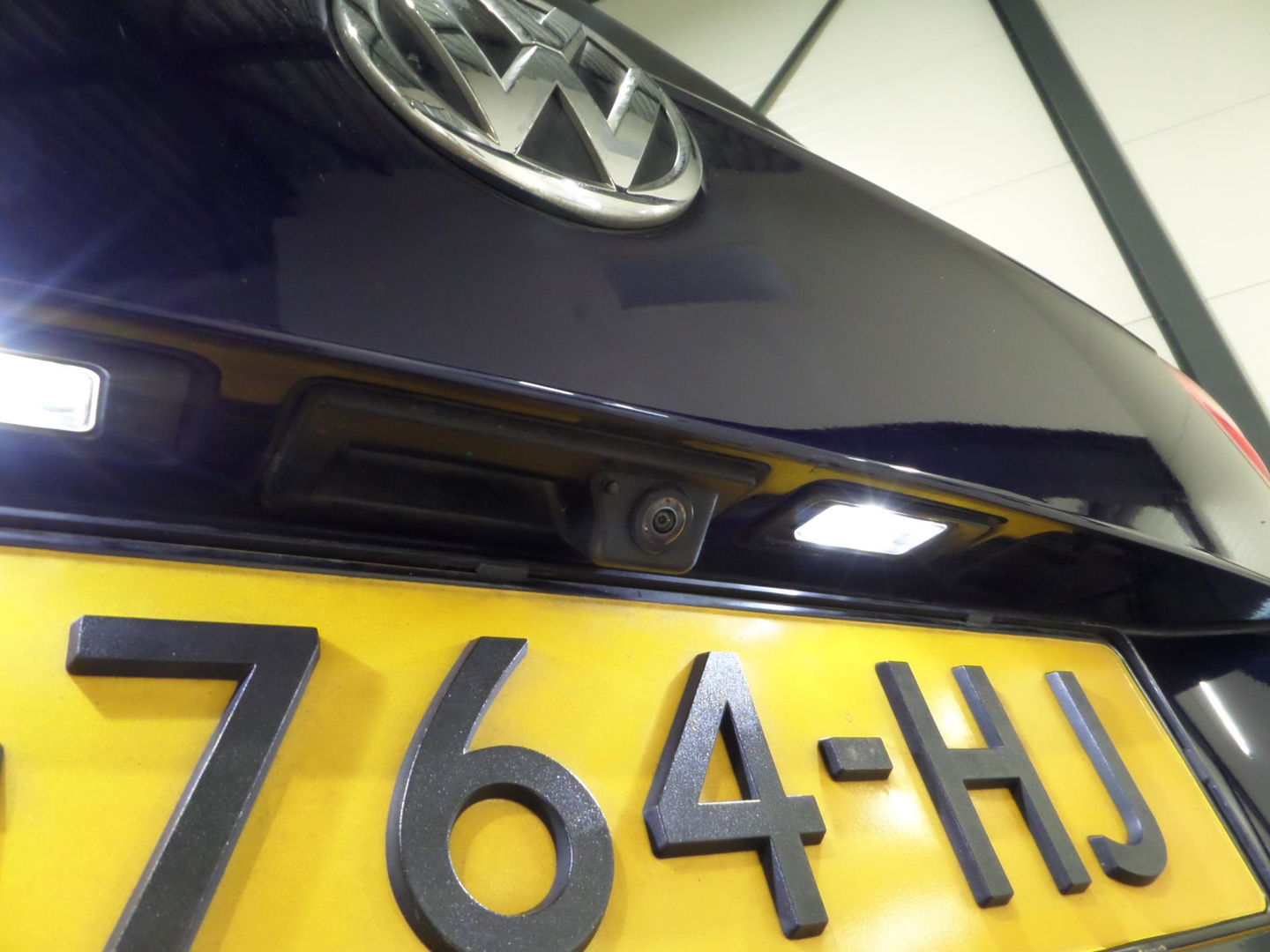 Volkswagen Tiguan 2.0 TSI DSG 4Motion Highline "2X R-Line" Pano Trekhaak Virtual Carplay 360Camera Leer Head-up Adaptive-cruise