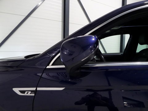 Volkswagen Tiguan 2.0 TSI DSG 4Motion Highline "2X R-Line" Pano Trekhaak Virtual Carplay 360Camera Leer Head-up Adaptive-cruise