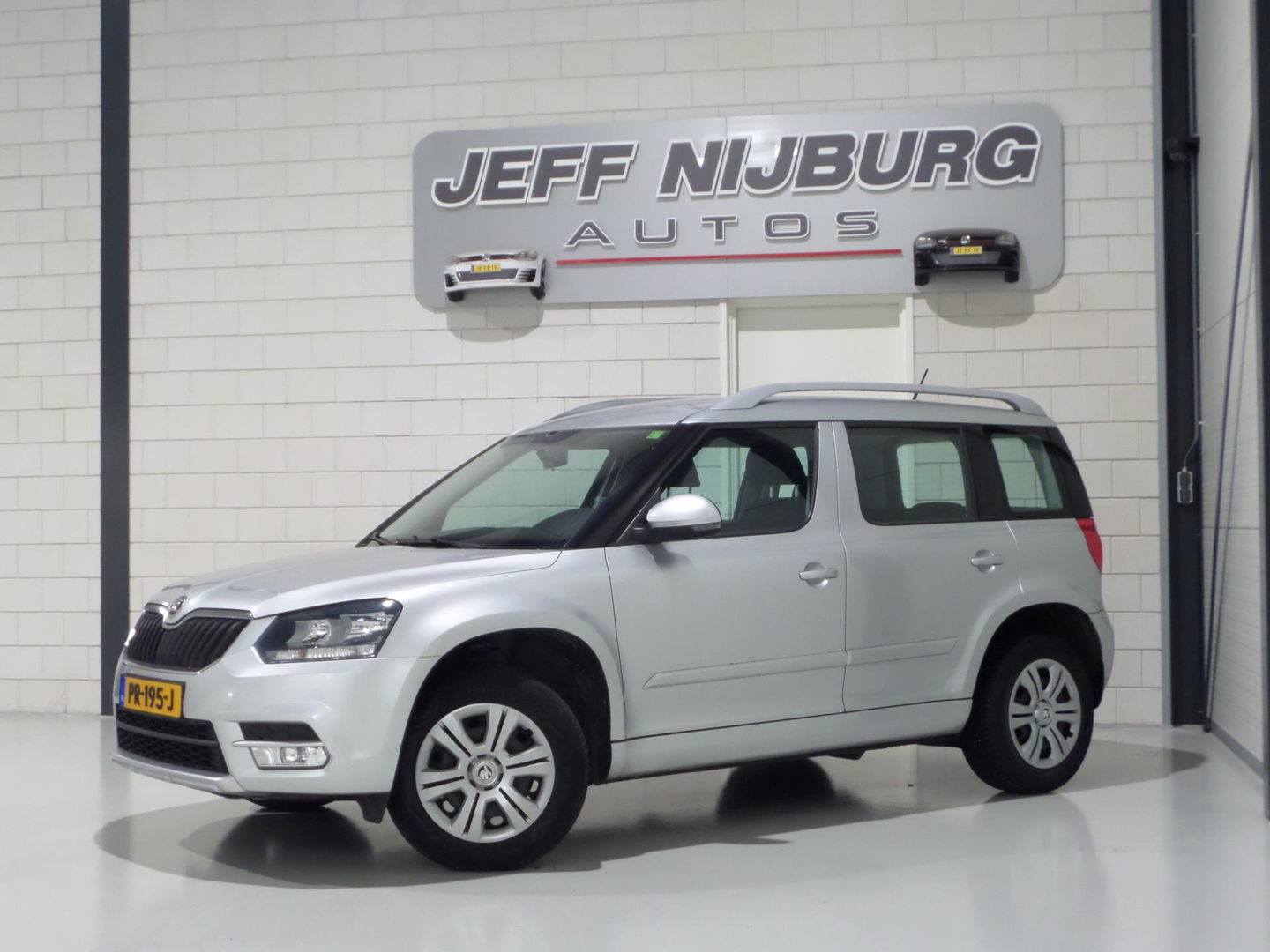 Škoda Yeti 1.2 TSI DSG Active "Automaat" Apple-Carplay Android-Auto Navigatie Bluetooth Airco Parkeersensoren "Dealer onderhouden"