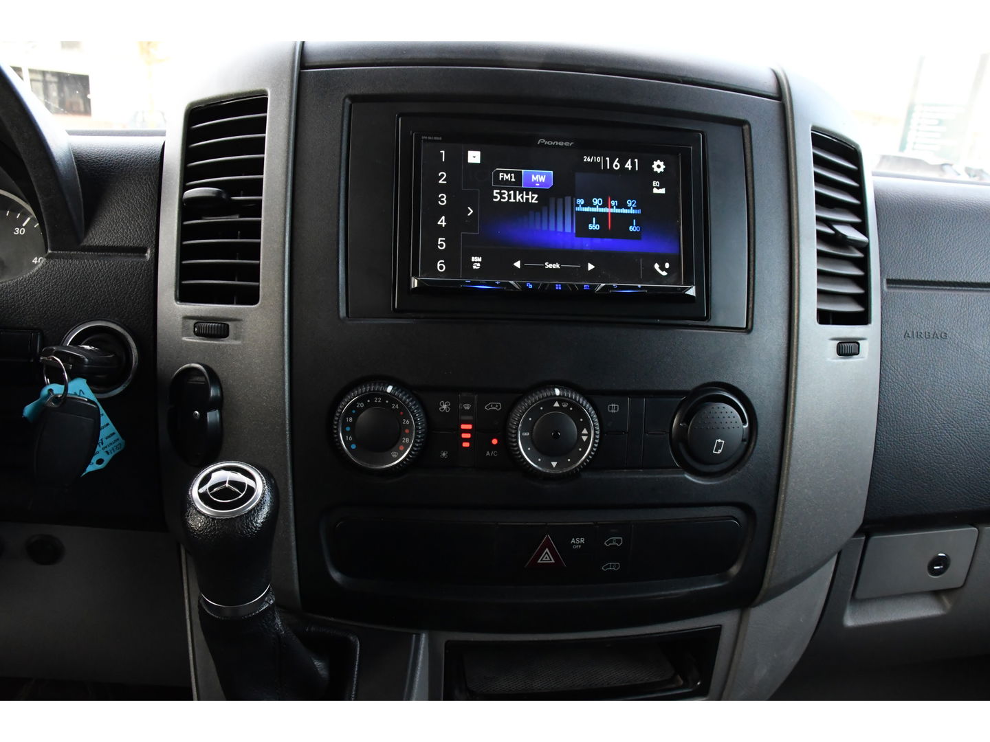 Mercedes-Benz Sprinter 416 2.2 CDI L2H1 PB Edition Camera, Cruise, 3500kg Trekhaak, Airco, 164pk, Uniek!