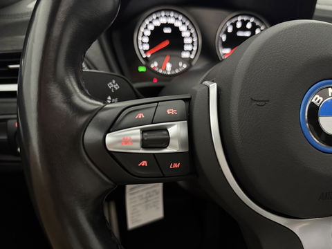 BMW X1 xDrive25e M-Sport l Pano | Lazer | HUD | Sfeerver. | Virtual l Trekhaak | Carplay l Camera l Stoelverw.