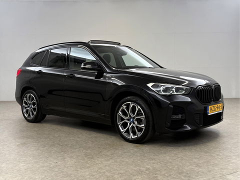 BMW X1 xDrive25e M-Sport l Pano | Lazer | HUD | Sfeerver. | Virtual l Trekhaak | Carplay l Camera l Stoelverw.