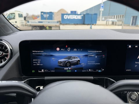 Mercedes-Benz GLA 250 e AMG Line