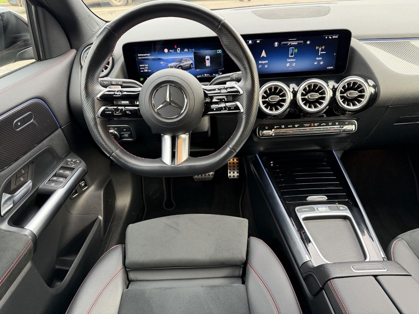 Mercedes-Benz GLA 250 e AMG Line