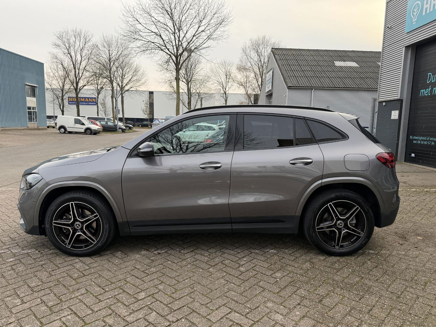 Mercedes-Benz GLA 250 e AMG Line