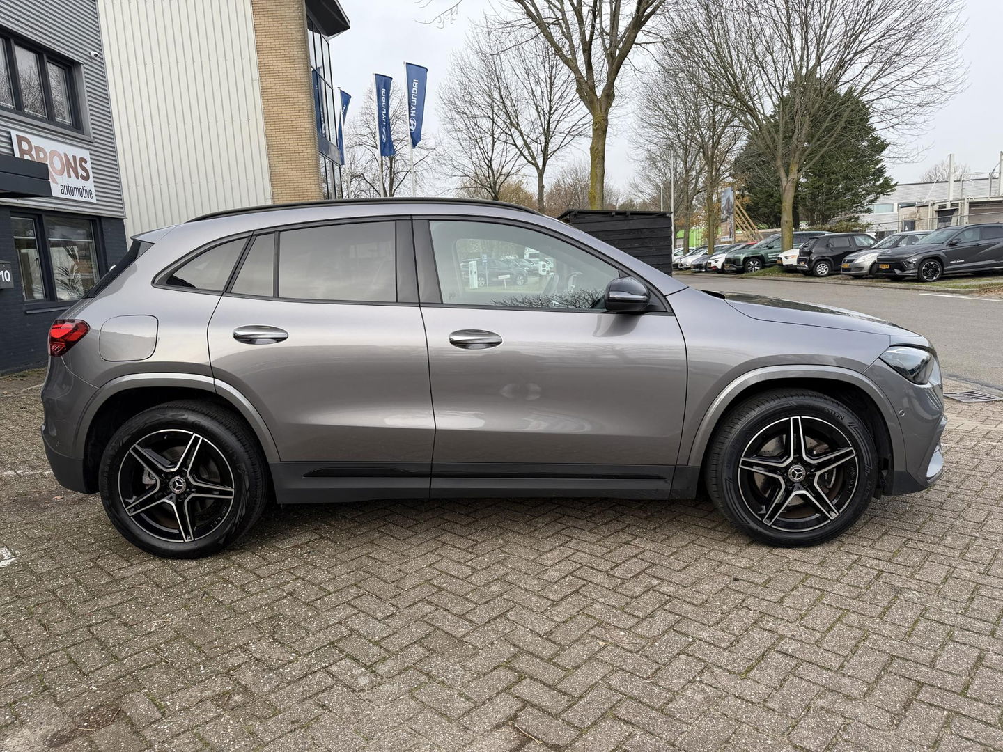Mercedes-Benz GLA 250 e AMG Line