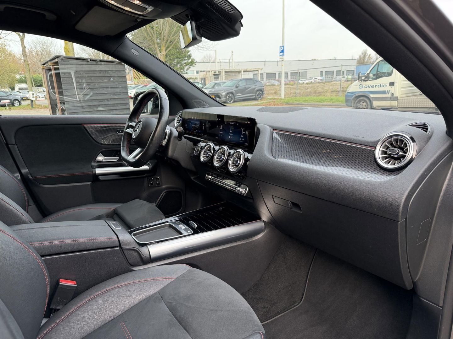 Mercedes-Benz GLA 250 e AMG Line