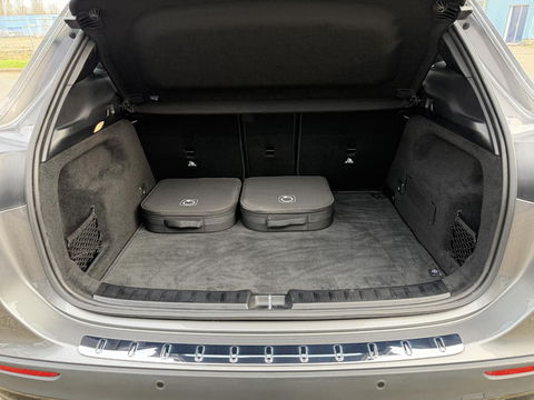 Mercedes-Benz GLA 250 e AMG Line