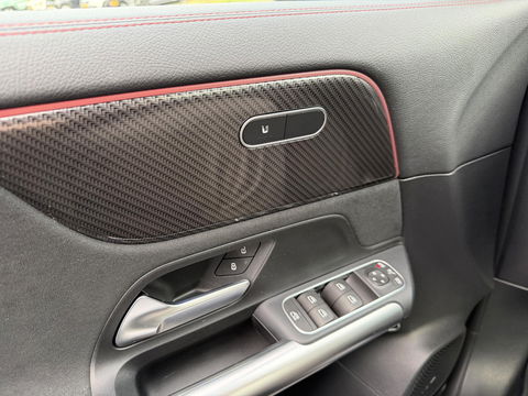 Mercedes-Benz GLA 250 e AMG Line