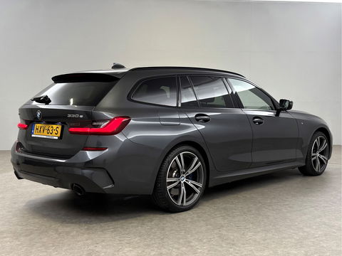 BMW 3-serie 330e xDrive Touring M-Sport | Pano | H/K | Trekh. | Sfeerverl. | Virtual | Camera | Carplay | Adap. Cruise | Stoel/Stuur verw.