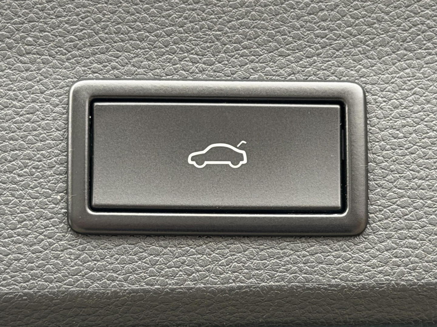 SEAT Ateca 1.5 TSI FR Business Intense |Ad.Cruise|360Cam|Beats Audio|19"|Trekhaak