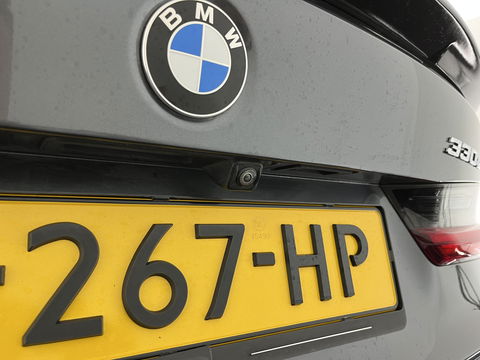 BMW 3-serie 330e High Executive M-Sportpack (INCL.BTW) *HEAD-UP | FULL-LEATHER | FULL-LED | HIFI-SOUND | CAMERA | HEATED-SPORTSEATS | CARPLAY | DIGI-COCKPIT | NAVI-FULLMAP | AMBIENT-LIGHT | ECC | PDC | CRUISE | 19''ALU*
