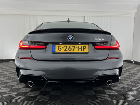 BMW 3-serie 330e High Executive M-Sportpack (INCL.BTW) *HEAD-UP | FULL-LEATHER | FULL-LED | HIFI-SOUND | CAMERA | HEATED-SPORTSEATS | CARPLAY | DIGI-COCKPIT | NAVI-FULLMAP | AMBIENT-LIGHT | ECC | PDC | CRUISE | 19''ALU*