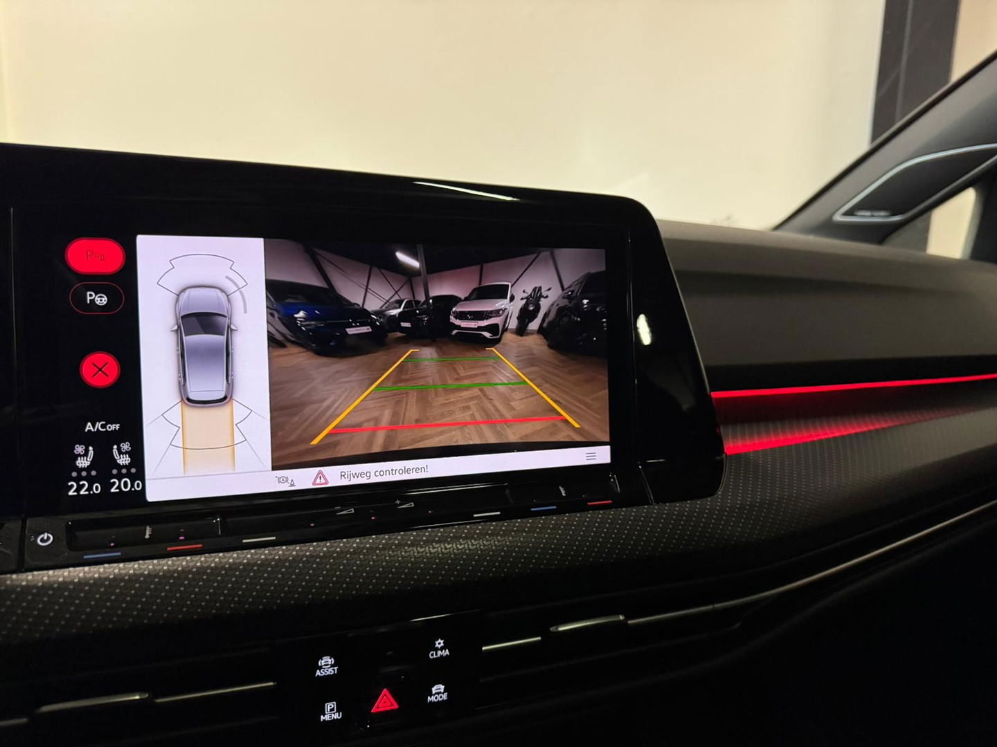 Volkswagen Golf 2.0 TSI R 4Motion PANO KEYLESS MEMORY VOL'