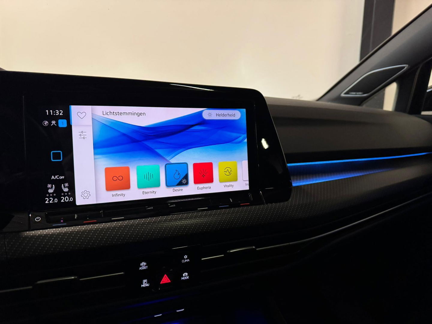 Volkswagen Golf 2.0 TSI R 4Motion PANO KEYLESS MEMORY VOL'