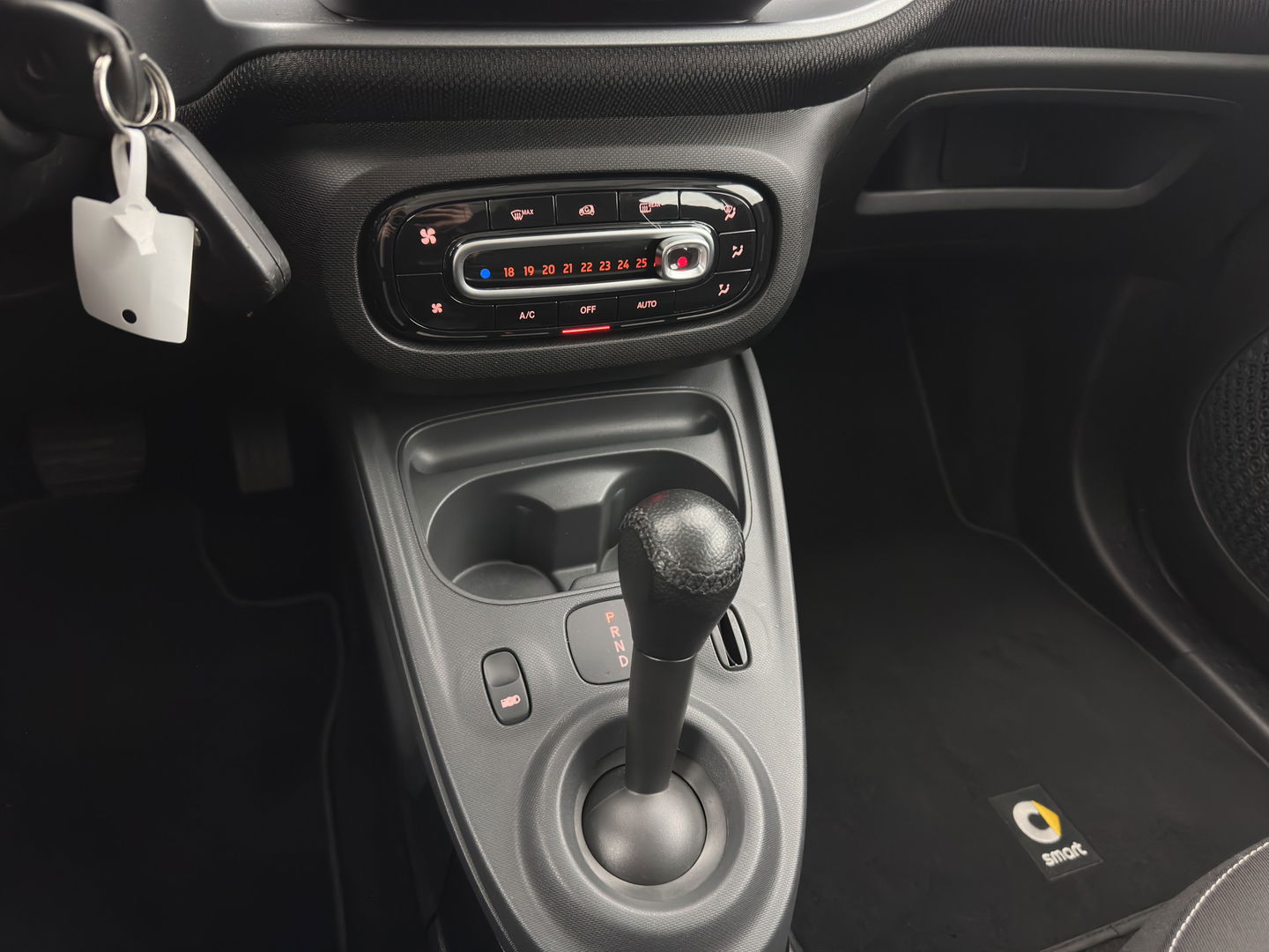 Smart Forfour EQ Comfort 18 kWh {SOH-91%} Aut. *PANO | AIRCO | COMFORT-SEATS | CRUISE | PDC | 15''ALU*