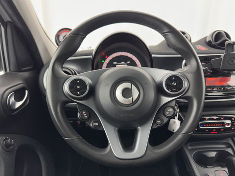 Smart Forfour EQ Comfort 18 kWh {SOH-91%} Aut. *PANO | AIRCO | COMFORT-SEATS | CRUISE | PDC | 15''ALU*
